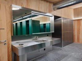  Stahl- und Traumfabrik AG