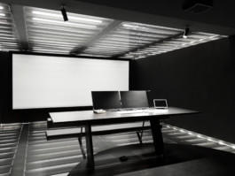 Stahl- und Traumfabrik AG