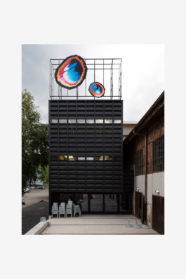 Stahl- und Traumfabrik AG