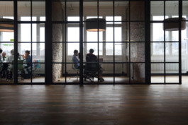 Stahl- und Traumfabrik AG