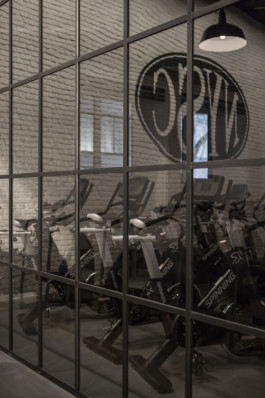 Stahl- und Traumfabrik AG