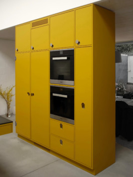 Stahl- und Traumfabrik AG