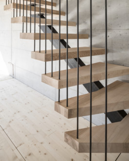 Stahl- und Traumfabrik AG