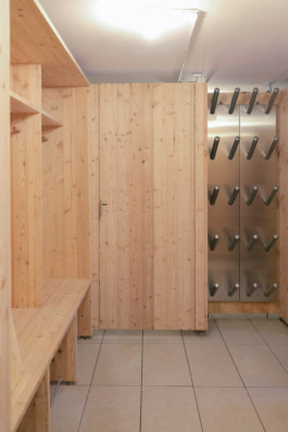 Stahl- und Traumfabrik AG